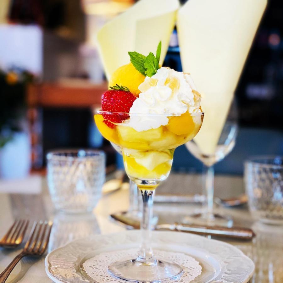 Le Cheval Blanc Hotel Jargeau Eksteriør billede