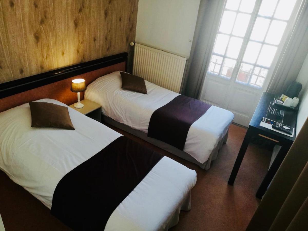 Le Cheval Blanc Hotel Jargeau Eksteriør billede