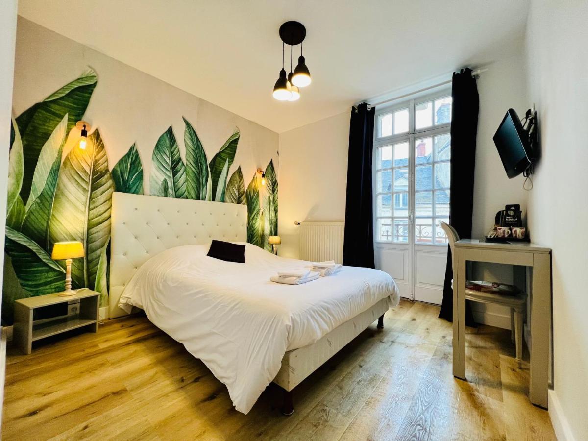 Le Cheval Blanc Hotel Jargeau Eksteriør billede