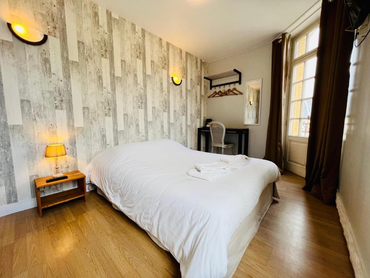 Le Cheval Blanc Hotel Jargeau Eksteriør billede