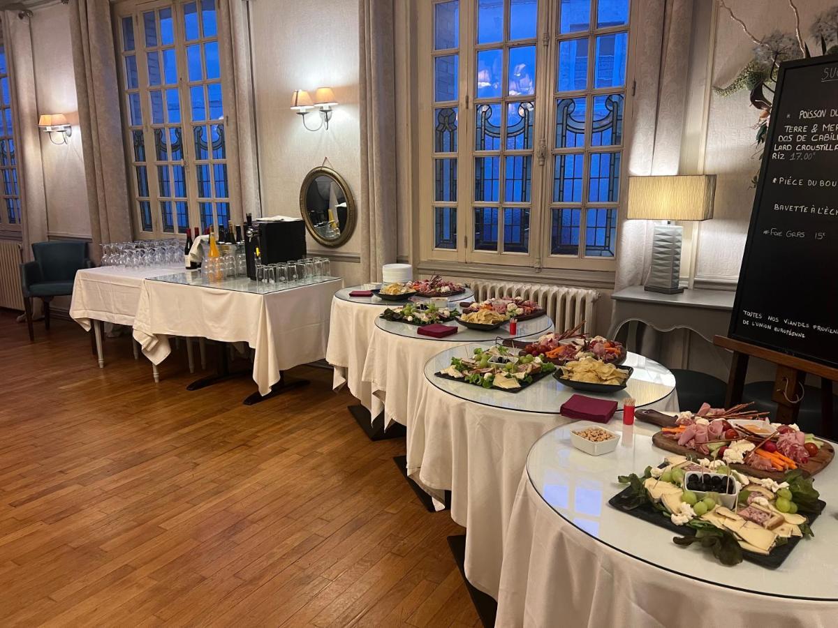 Le Cheval Blanc Hotel Jargeau Eksteriør billede