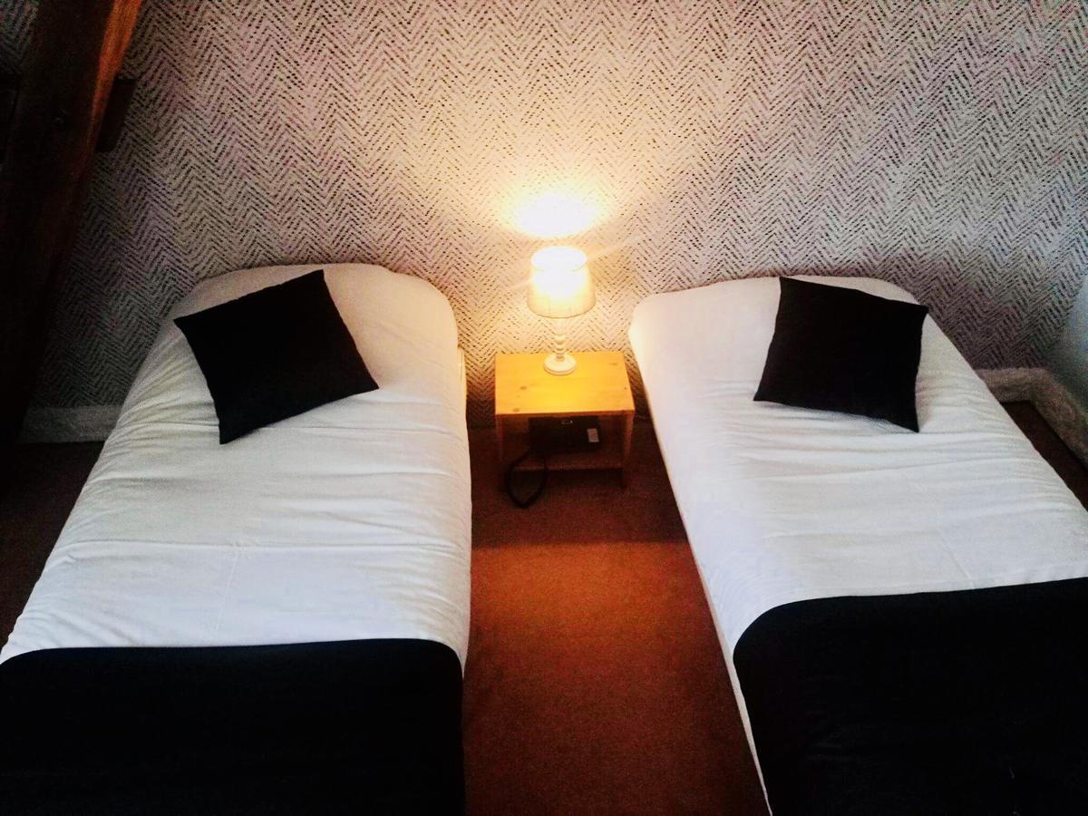 Le Cheval Blanc Hotel Jargeau Eksteriør billede